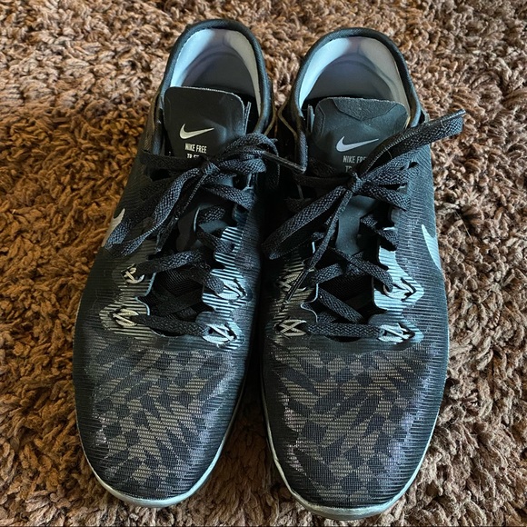 Women’s Nike Free TR Fit 5 Black/Silver - size 7.5 - Picture 3 of 4